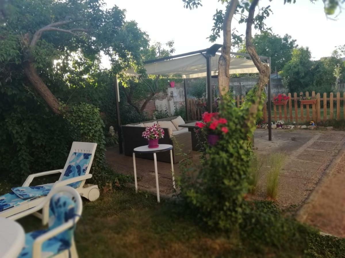 Vila Boleta A 5 Minutos De Leon, Casa Con Jardin San Andrés del Rabanedo Exteriér fotografie
