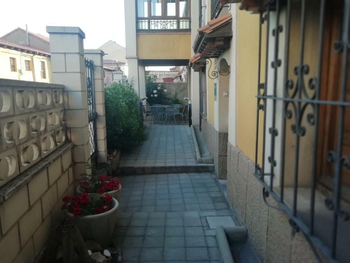 Vila Boleta A 5 Minutos De Leon, Casa Con Jardin San Andrés del Rabanedo Exteriér fotografie
